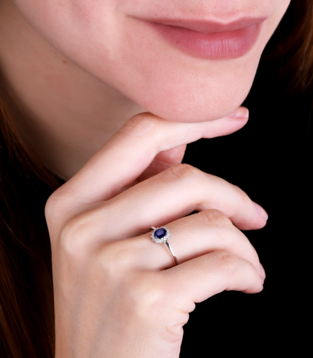 Anillo "Piano" Zafiro y Diamantes 0.13 cts