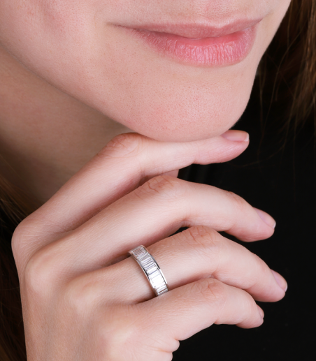 Anillo Oro 18k y diamantes 1.50cts "Bard"
