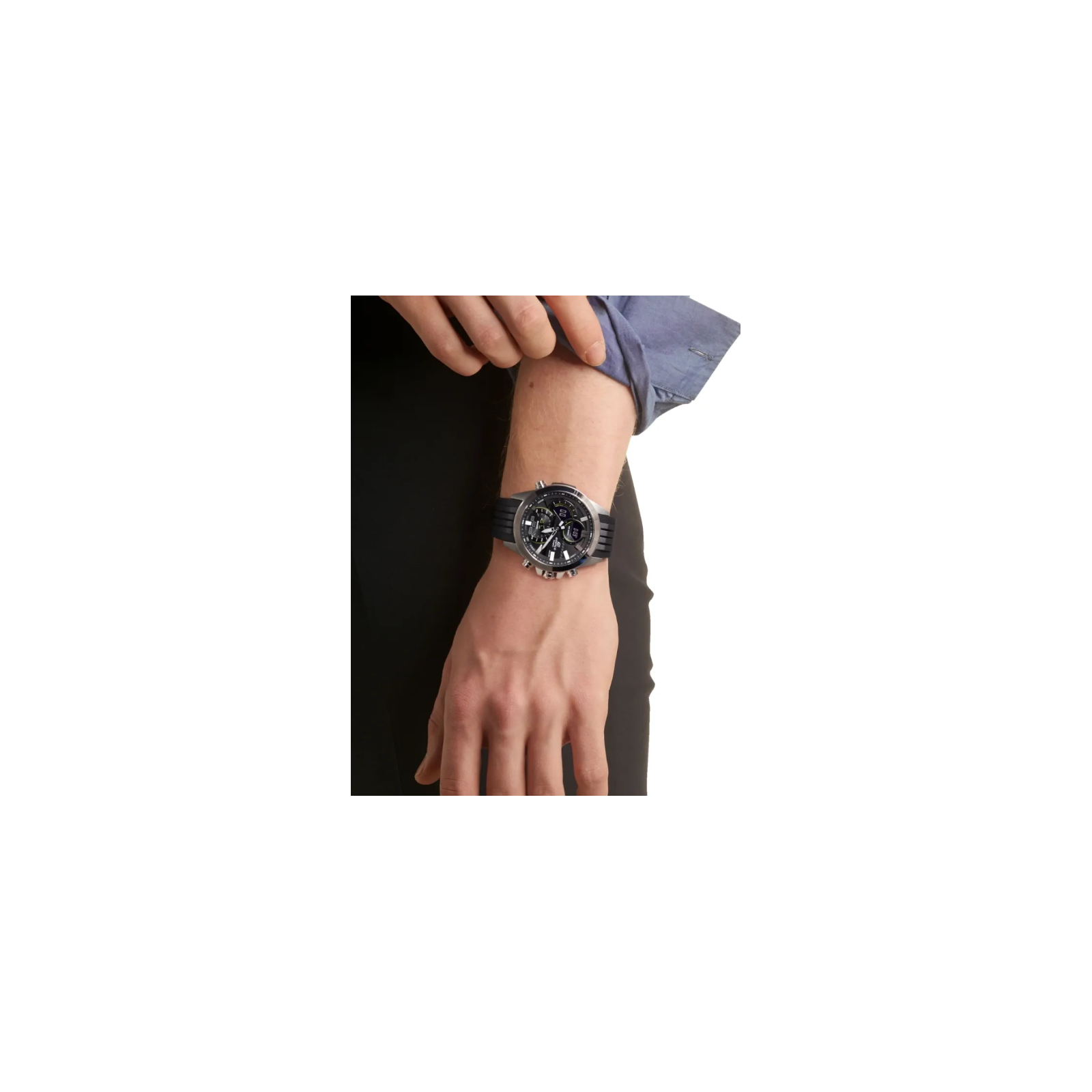 Reloj Casio Edifice acero correa caucho ECB 30P 1AEF