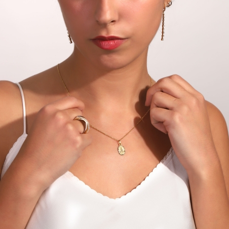 Medalla Oro 18k tallada "Virgen Milagrosa"