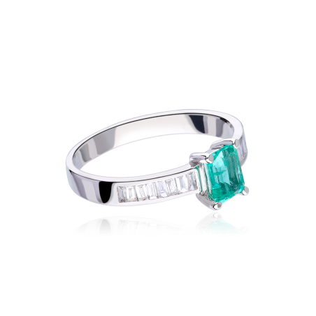 Anillo "Royalty" Esmeralda y Diamantes 0.23cts
