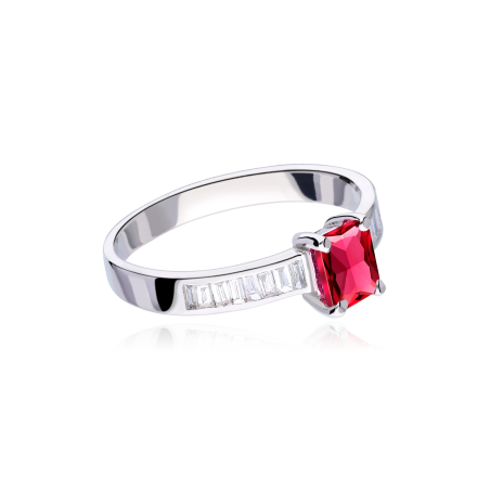 Anillo "Royalty" Rubí y Diamantes 0.23cts