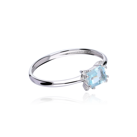 Anillo "Bagnasco" Diamantes y Aguamarina
