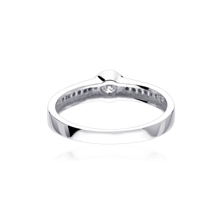 Anillo "Matera" Oro Blanco 18k  y Diamantes 0.15 cts