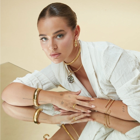 Pulsera Viceroy de acero IP dorado colección Laura Escanes tubogas 75393P01012