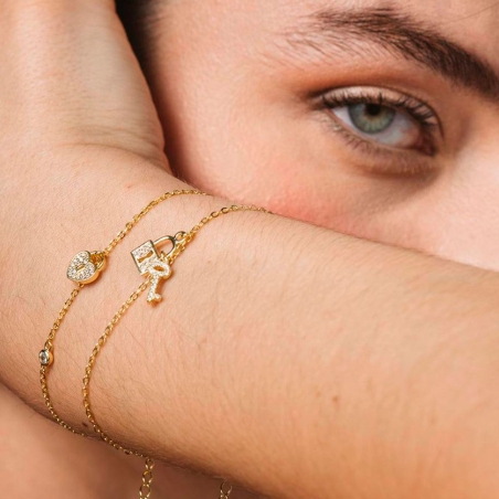 PULSERA ITEMPORALITY BAÑO ORO 18K CON CANDADO EN FORMA DE CORAZÓN SBR-201-019-UU