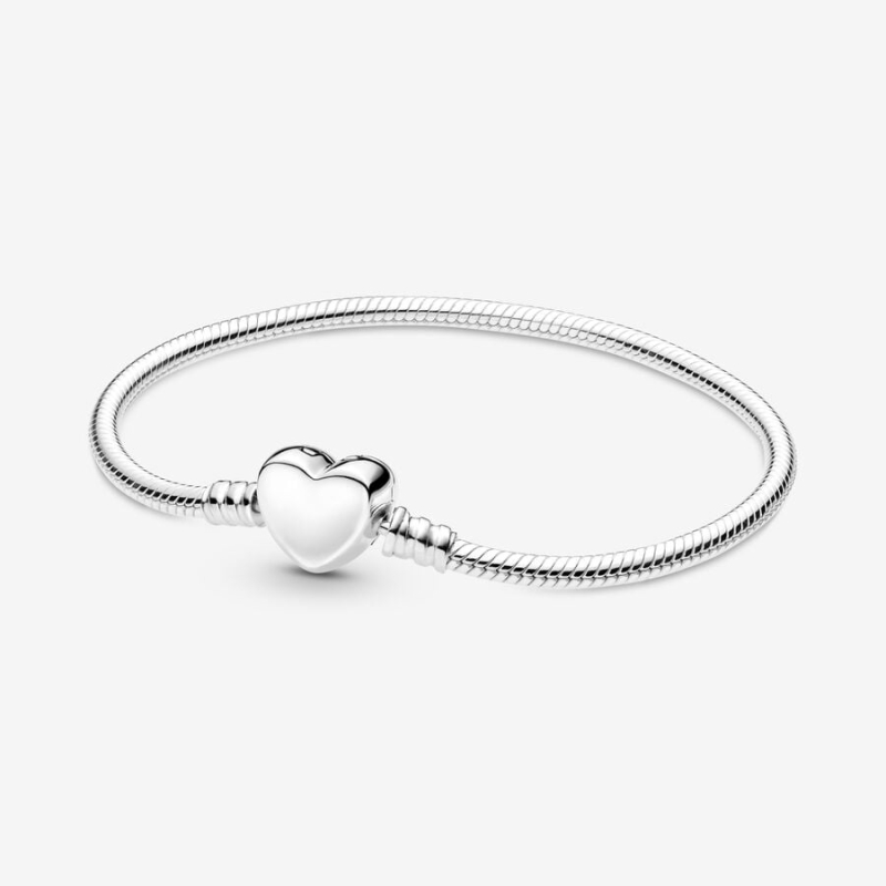 Pulsera Pandora Moments serpiente con cierre de Corazón 599206C00
