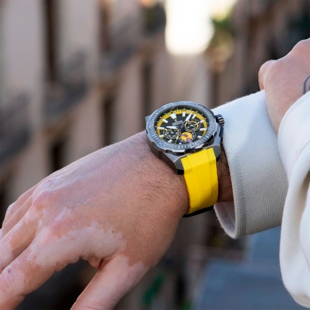 Reloj Festina Chrono Bike Negro Correa Caucho Amarillo F20725/1