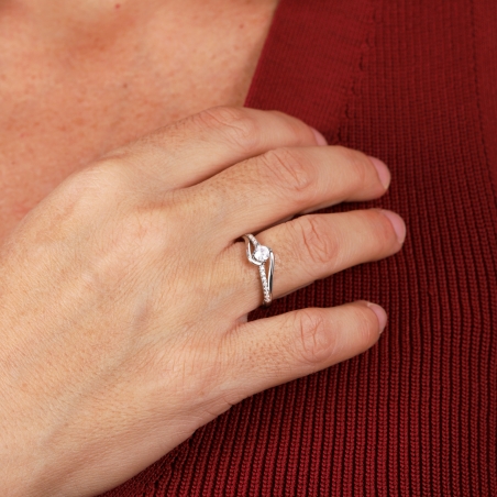 Anillo Plata primera ley y circonitas "Bella"