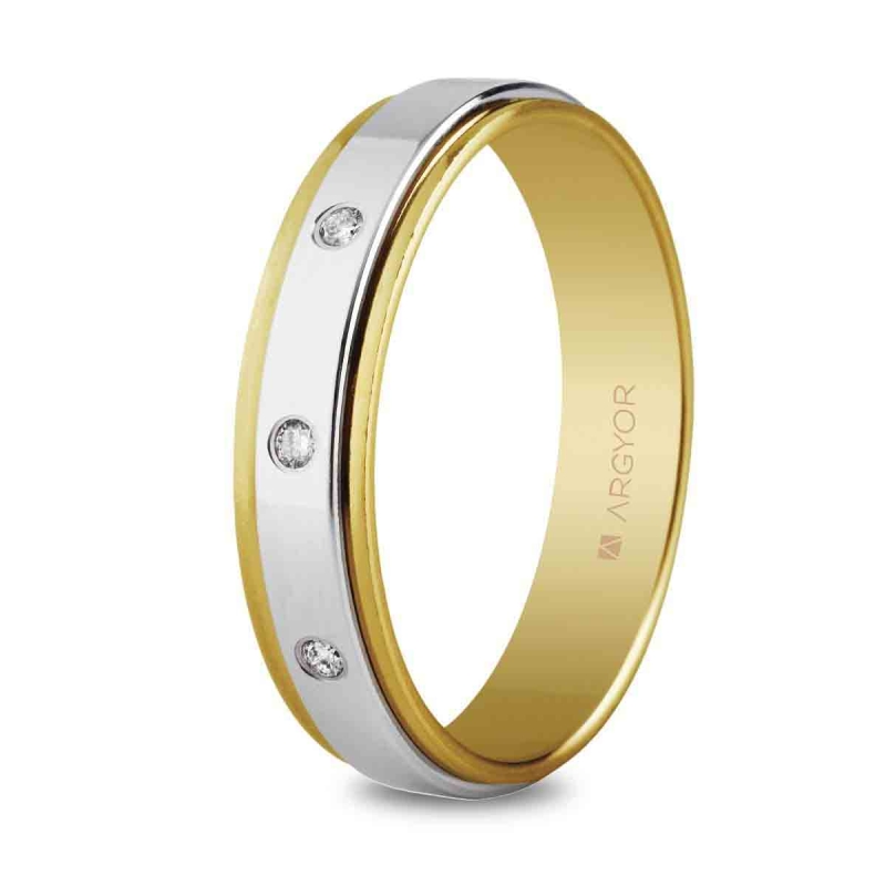 Alianza de boda oro bicolor 9k con tres diamantes 5 mm