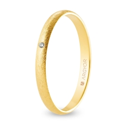 Alianza de boda oro amarillo 9k acabado hielo con diamante 2.5 mm