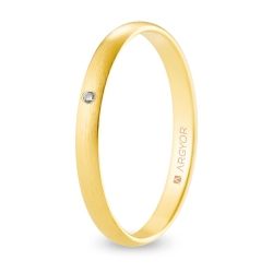 Alianza de boda oro amarillo 9k acabado satinado con diamante 2.5 mm