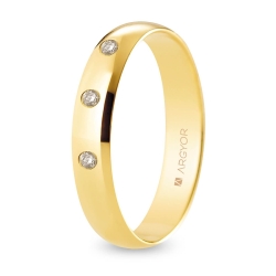 Alianza de boda oro amarillo 9k acabado pulido con tres diamantes 4 mm