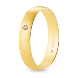 Alianza de boda oro amarillo 9k acabado satinado con diamante 4.5 mm