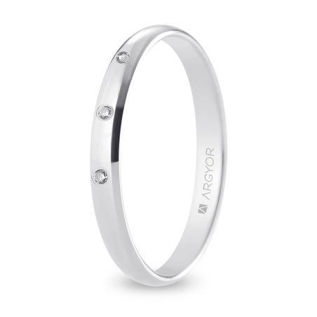 Alianza de boda oro blanco 9k acabado pulido con tres diamantes 2.5 mm