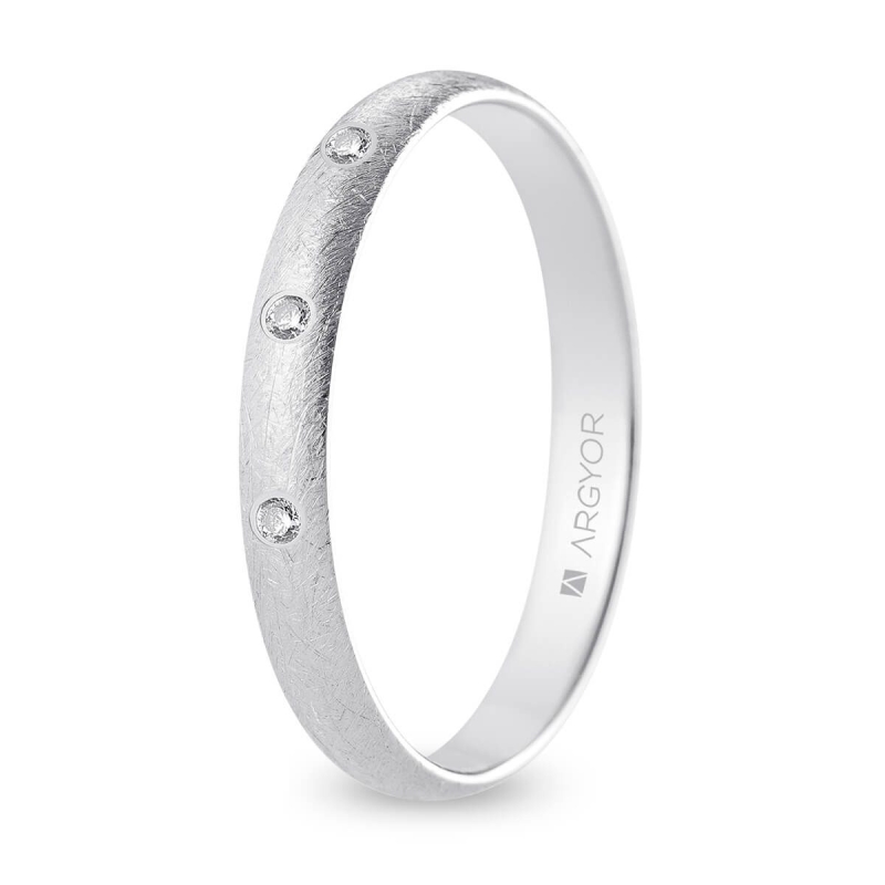 Alianza de boda oro blanco 9k acabado hielo con tres diamantes 3 mm