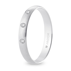 Alianza de boda oro blanco 9k acabado satinado con tres diamantes 3.5 mm