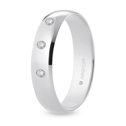 Alianza de boda oro blanco 9k acabado pulido con tres diamantes 5 mm