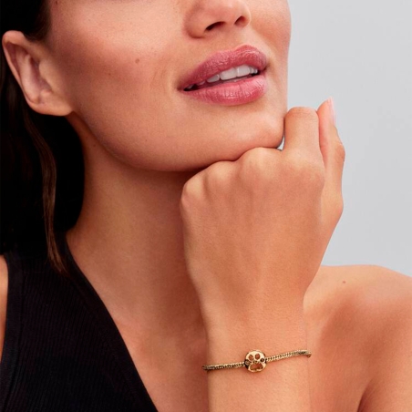 Charm Pandora dorado huella filigrana 768869C00