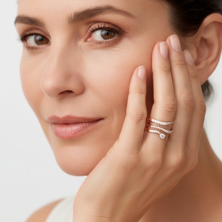 Anillo Oro Rosa 18k y diamantes 0.73cts "Giselle"