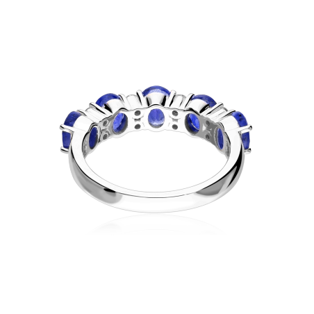 Anillo Oro 18k, zafiro y diamantes 0.20cts "Leihe"