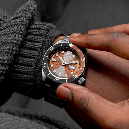 Reloj Seiko 5 Sports SKX Style SRPJ47K1