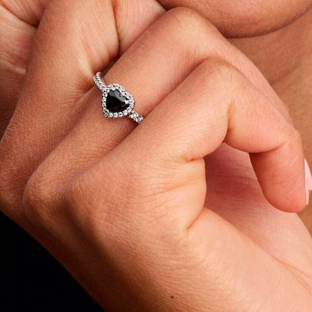 Anillo Pandora corazón negro 198421C04