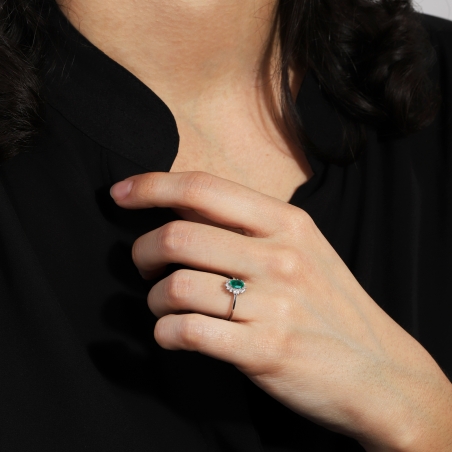 Anillo Oro 18k, esmeralda y diamantes 0.15cts "Dree"
