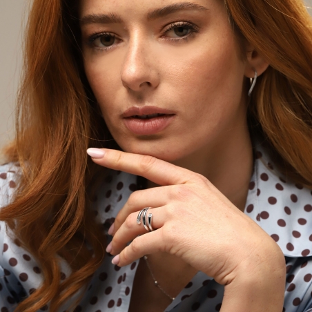 Anillo Plata primera ley y circonitas "Campanilla"