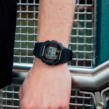 Reloj Casio DW-5600RL-1ER