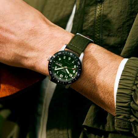 Reloj Seiko 5 Sports Field HDB008K1