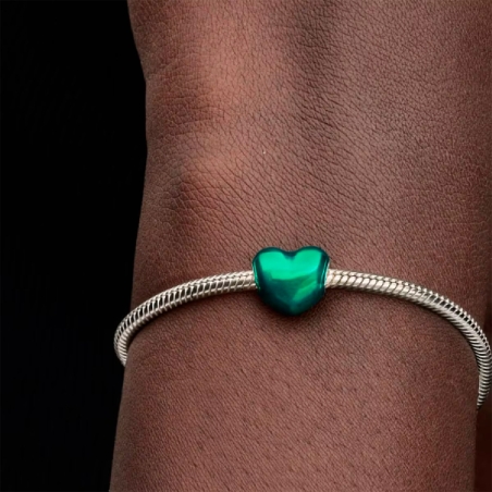 Charm Pandora corazón verde 793337C07
