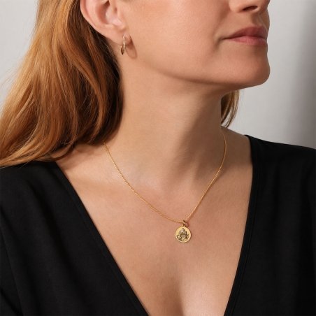 Colgante plata baño oro 18k 15mm "Virgen del Carmen"