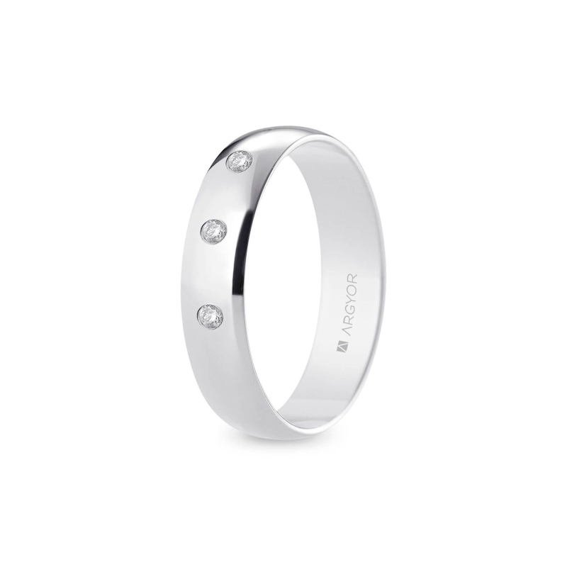 Alianza de boda oro blanco 9k acabado pulido con tres diamantes interior plano 5 mm