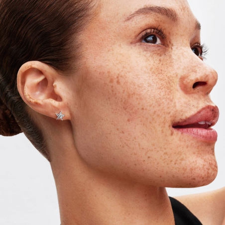 Pendientes Pandora estrella brillante 295089C01