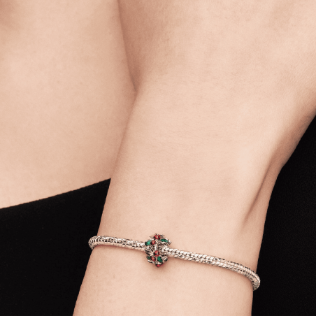 Charm Pandora acebo navideño 734974C01