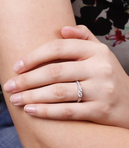 Anillo Diamantes