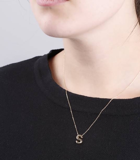 Gargantilla "S" oro 18k y diamante