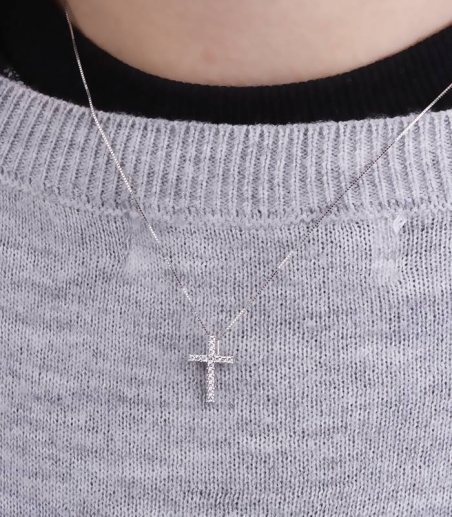 Colgante "Cruz de Cielo" Oro Blanco 18k y Diamantes