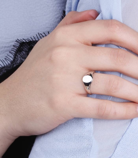 Anillo "Sello Pequeño"  en plata de ley