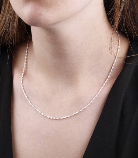 Cadena  "Waves" en Plata de Ley 45 cm