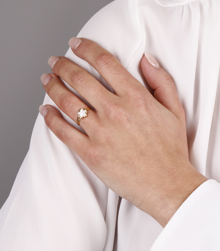 ANILLO "PÉTALE" ORO 18K