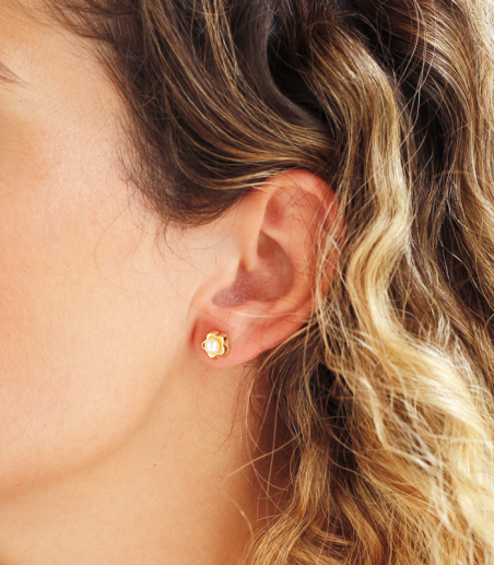 Pendientes Flor Oro 18K y Perlas Cultivadas