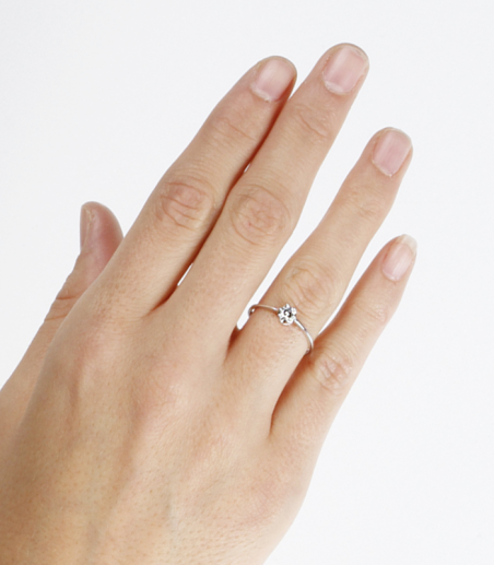 Anillo "Campania" Oro Blanco 18k y Diamante 0.20 cts