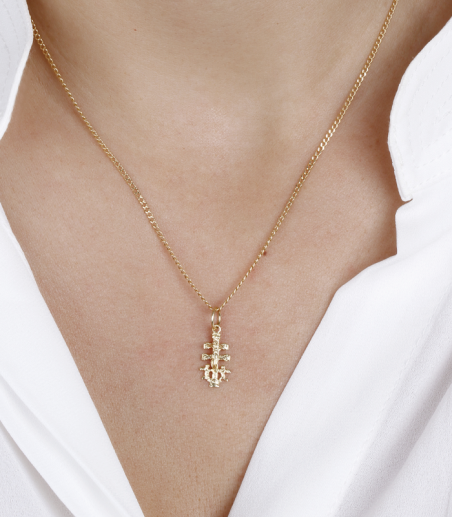 Colgante cruz Oro 18k 20mm "Caravaca"