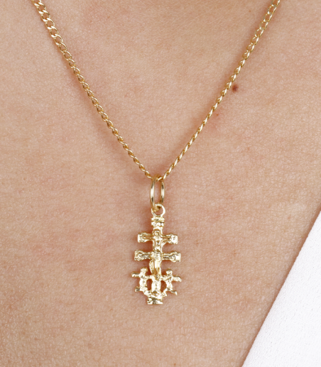 Colgante cruz Oro 18k 20mm "Caravaca"