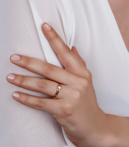 Anillo Oro 18k perlas y diamantes 0.015cts "Amiens"