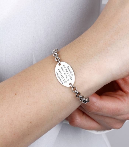 Pulsera "Mamá no hay más que una" Plata de Ley