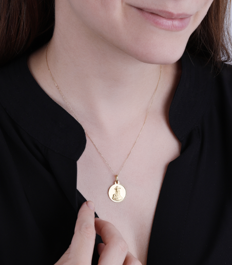 Medalla Oro 18k 16mm "Virgen de las Angustias"